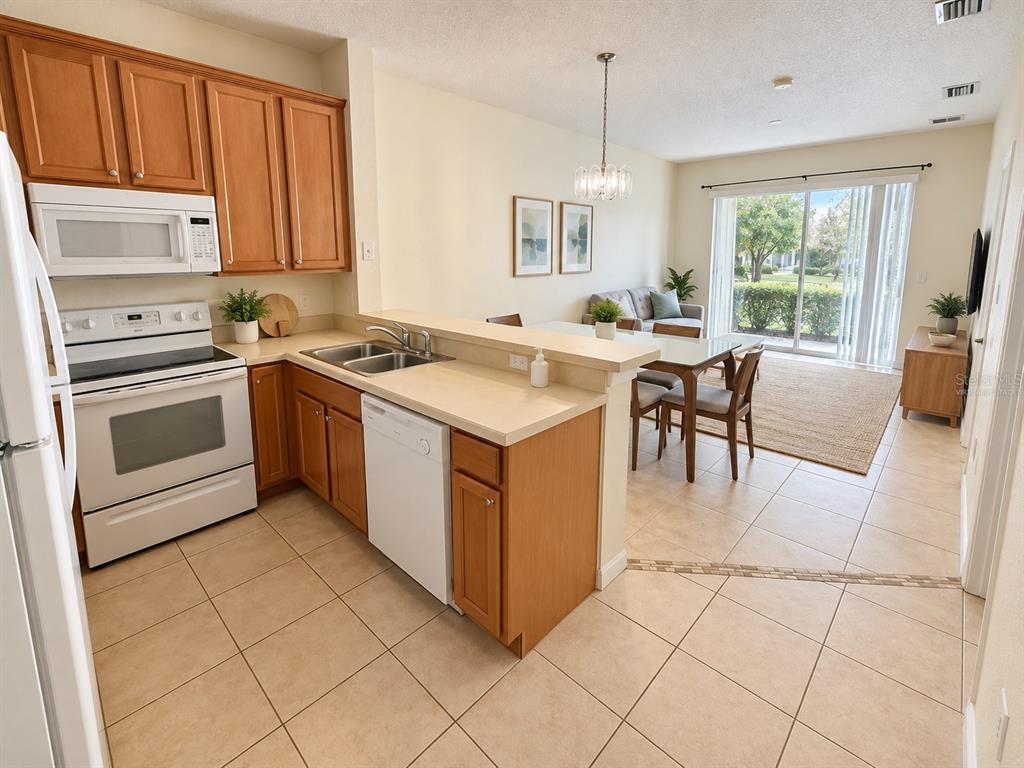 2113 WINTERSET DRIVE, LAKELAND, FL — photo 3 of 11