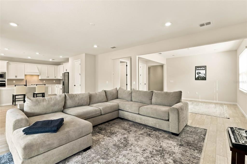 3275 BUOY CIRCLE, WINTER GARDEN, FL — photo 3 of 34