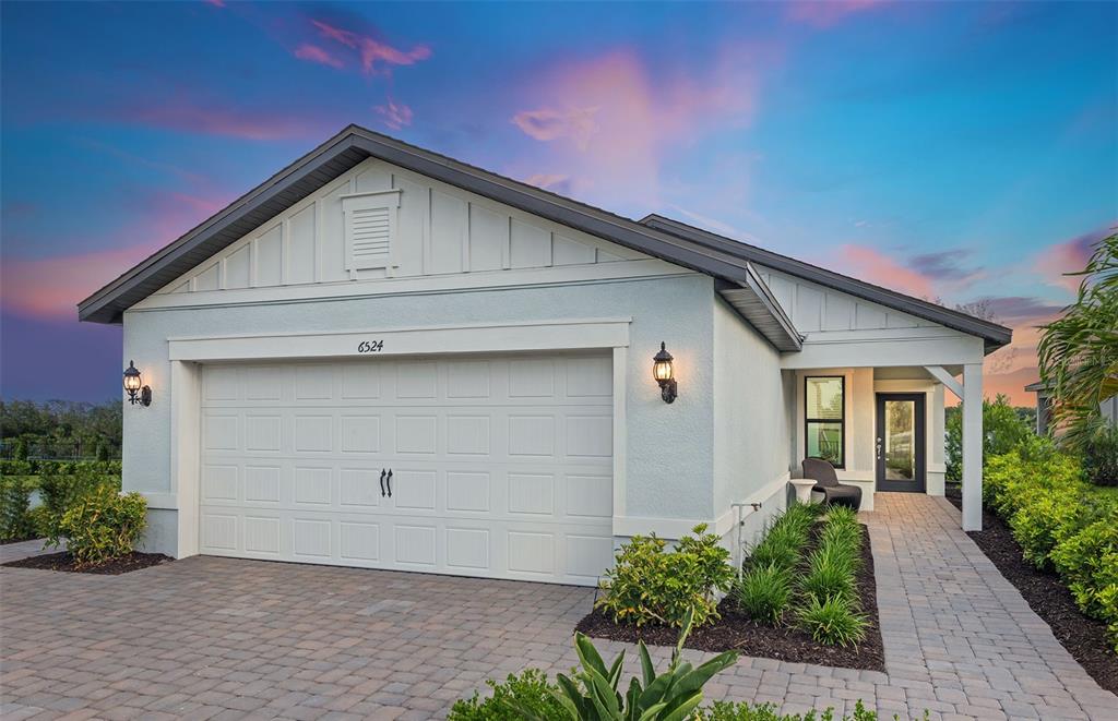817 BALLEBY TRAIL