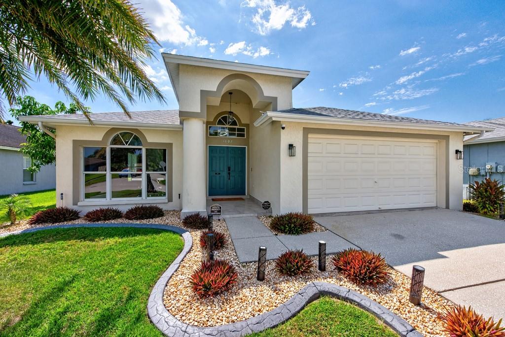 1802 WAKEFIELD DRIVE