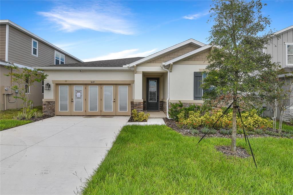 1683 SUGARBELLE CIRCLE