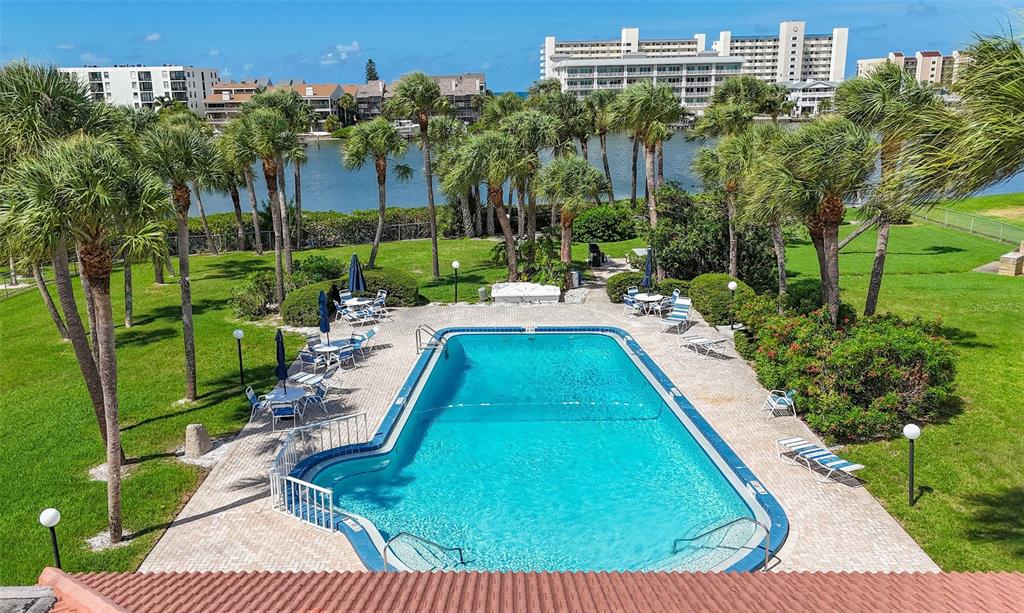 10215 REGAL DRIVE UNIT 18, LARGO, FL — photo 4 of 28