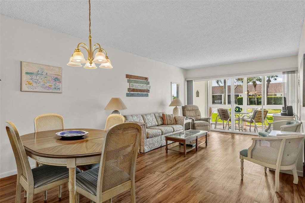 10215 REGAL DRIVE UNIT 18, LARGO, FL — photo 5 of 28
