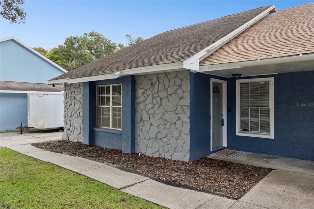 3244 LAUREL DALE DRIVE, TAMPA, FL — photo 2 of 27
