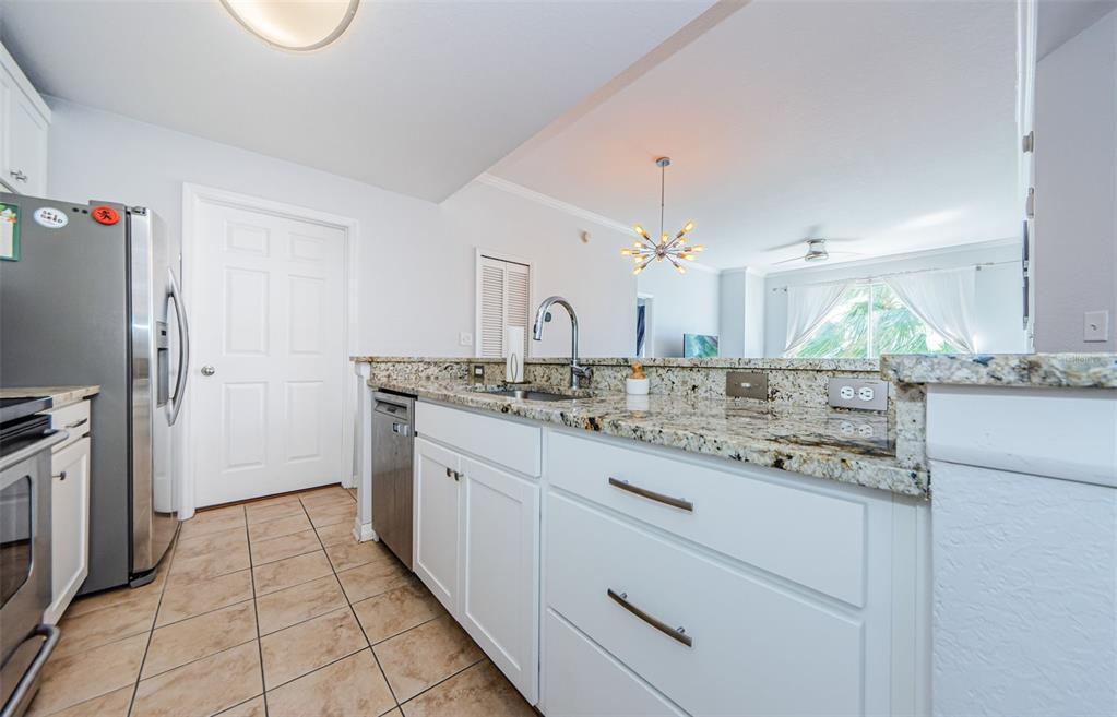700 S HARBOUR ISLAND BOULEVARD UNIT 404, TAMPA, FL — photo 4 of 30