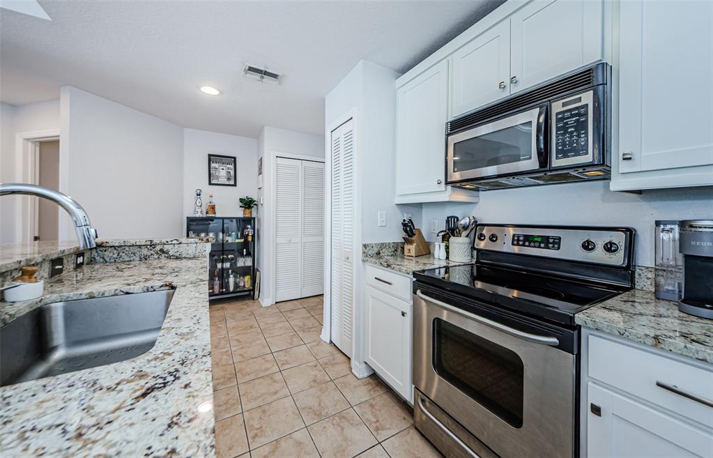 700 S HARBOUR ISLAND BOULEVARD UNIT 404, TAMPA, FL — photo 5 of 30
