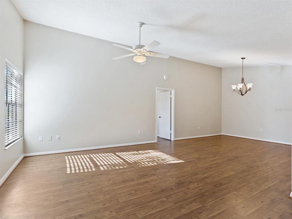 4372 TRAILS DRIVE UNIT 15-1, SARASOTA, FL — photo 4 of 30