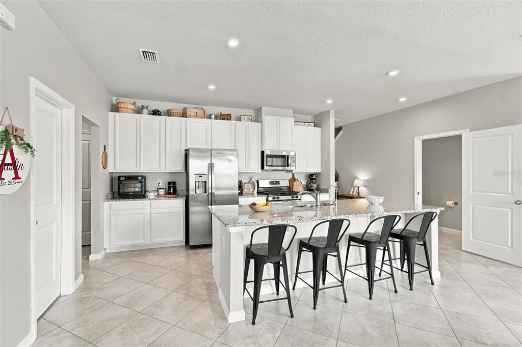 11609 GOLD DUST COURT, RIVERVIEW, FL — photo 4 of 29