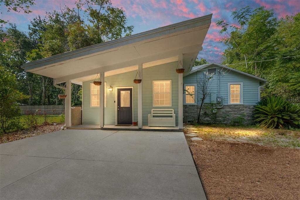 911 NW 33RD AVENUE