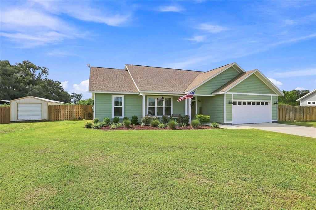186 SW 24TH AVENUE, TRENTON, FL — photo 2 of 30