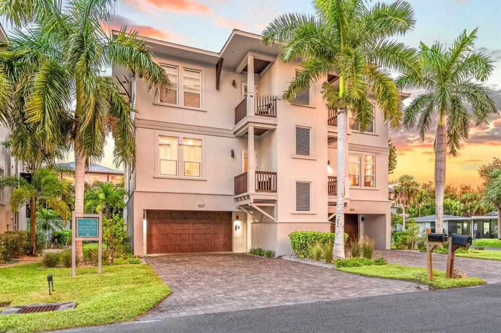 1027 CRESCENT STREET UNIT 1027