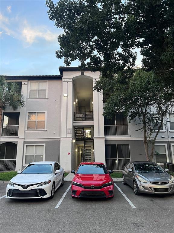 5807 LEGACY CRESCENT PLACE UNIT 103
