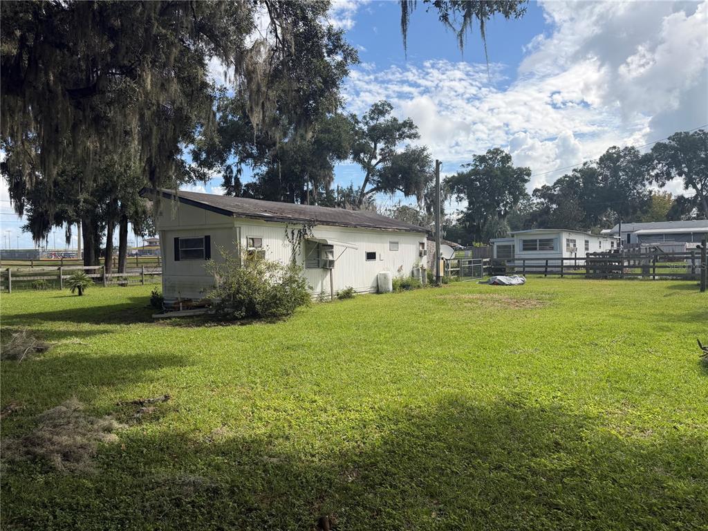 6540 SE 107TH STREET, BELLEVIEW, FL — photo 5 of 11