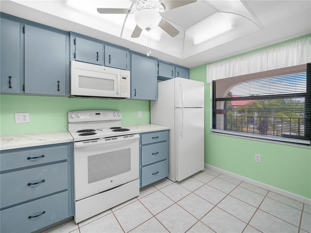 2809 GRANADA COURT UNIT 2809, LAKE WALES, FL — photo 4 of 30