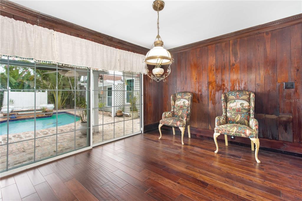 806 NARCISSUS AVENUE, CLEARWATER BEACH, FL — photo 3 of 30