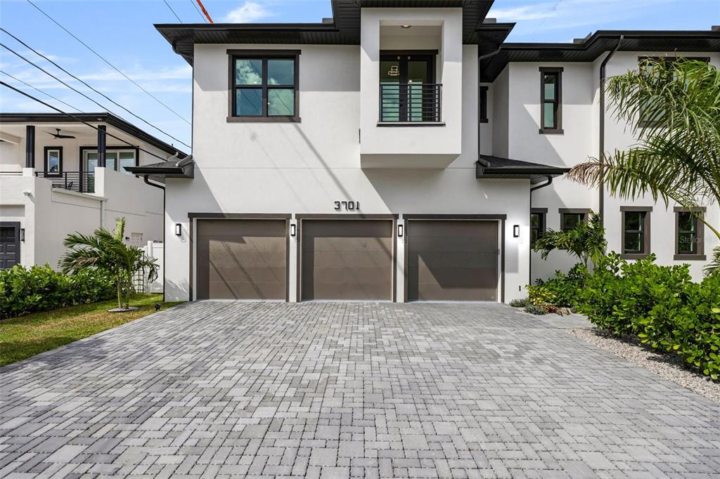 3701 S LYNWOOD AVENUE, TAMPA, FL — photo 3 of 30
