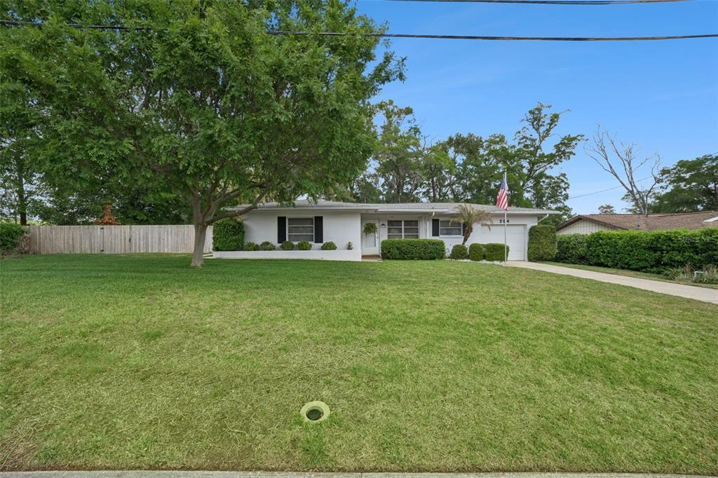 204 IRIS LANE