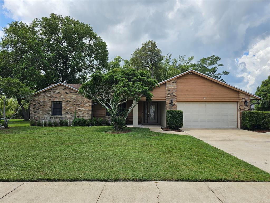 320 SECRET WAY COURT