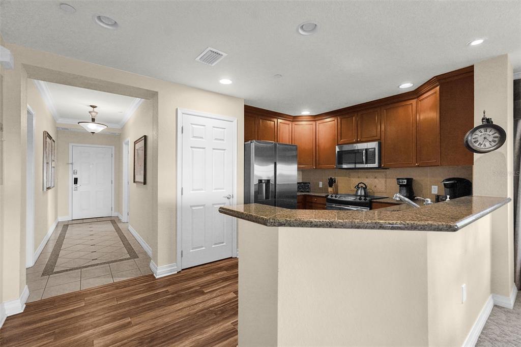 7600 CABANA COURT UNIT 301, KISSIMMEE, FL — photo 3 of 27