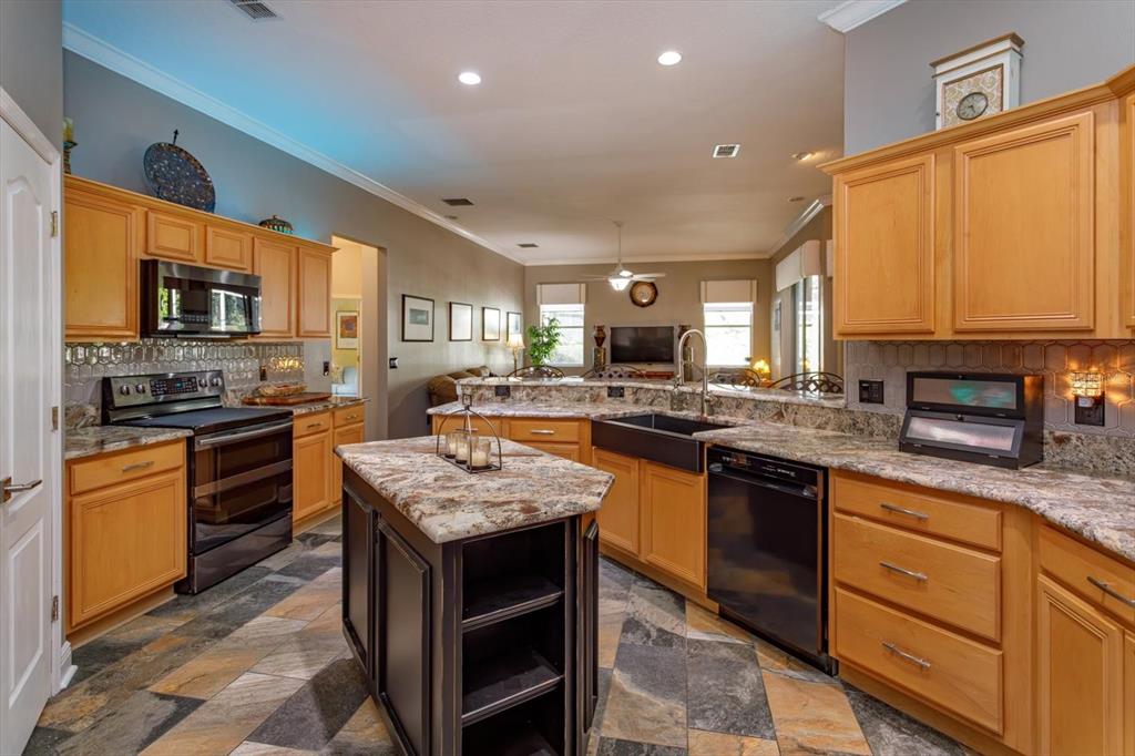 536 AVON GLADE PLACE, SANFORD, FL — photo 4 of 30