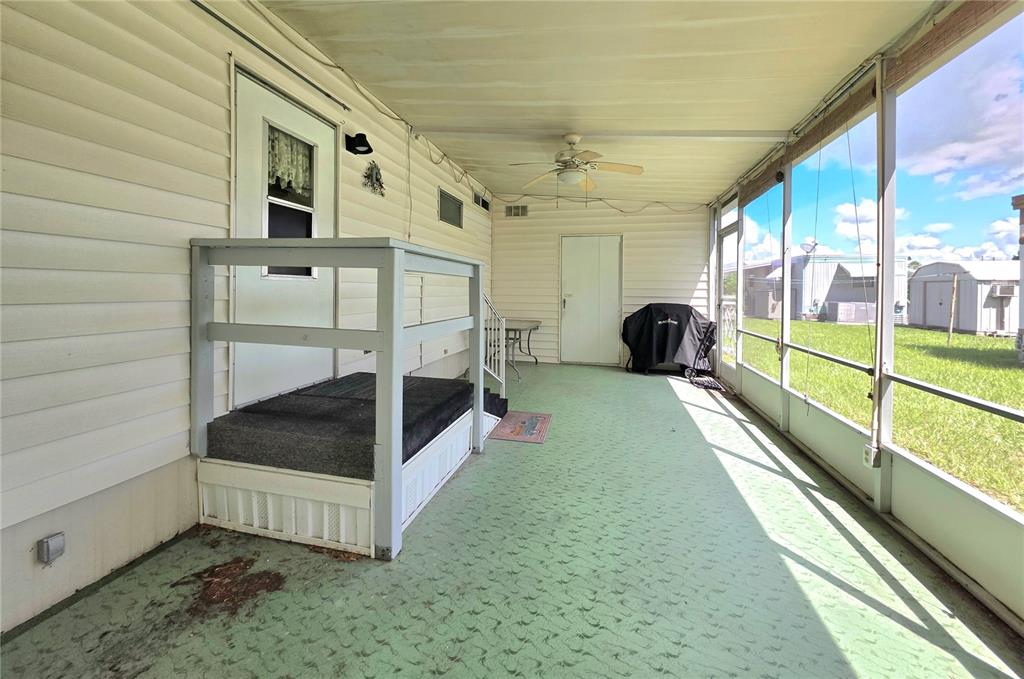 37015 KAREN AVENUE, ZEPHYRHILLS, FL — photo 4 of 30