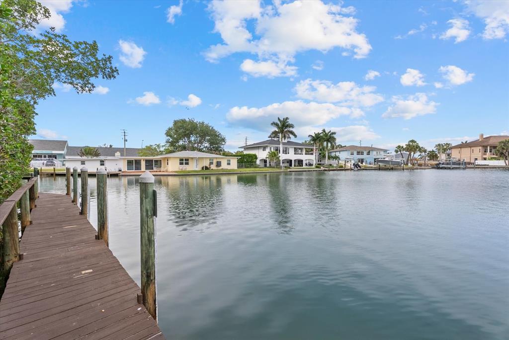 101 LOUELLA LANE UNIT 10