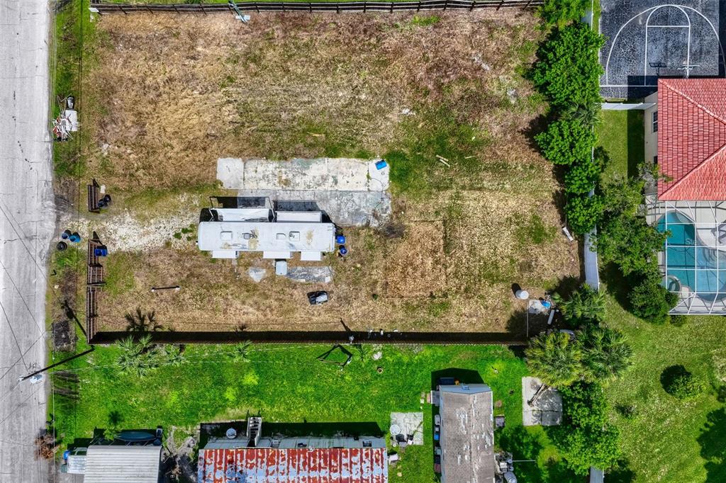 4929 VICTORIA AVENUE, SARASOTA, FL — photo 4 of 19