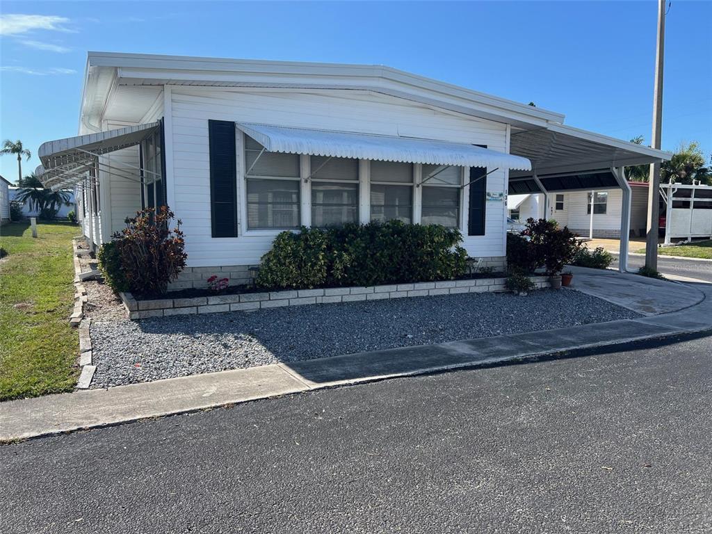 136 ROYAL PALM CIRCLE