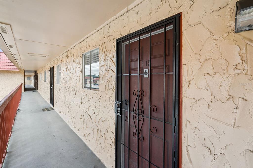 2856 N POWERS DRIVE UNIT 115, ORLANDO, FL — photo 3 of 30