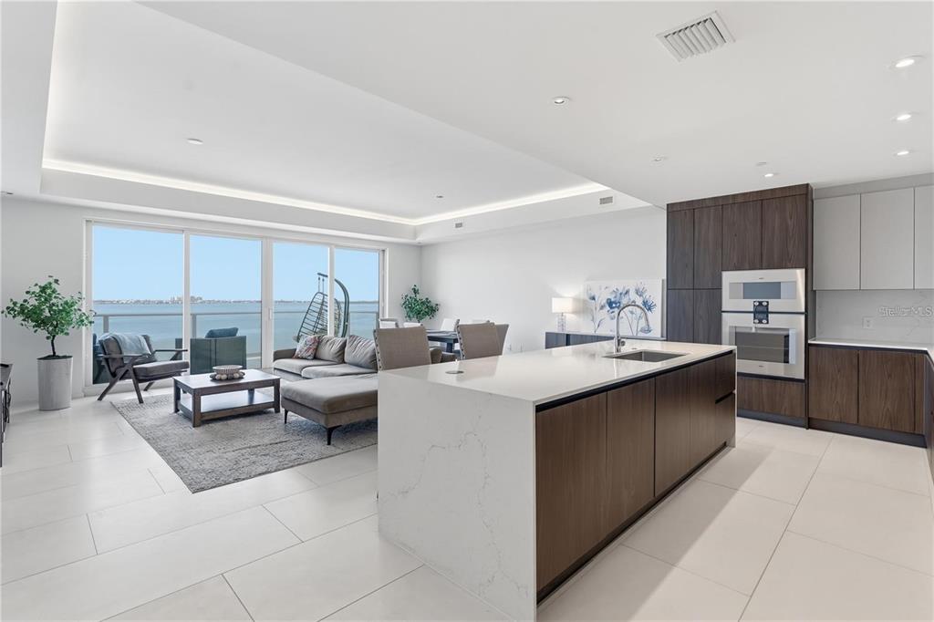 1020 SUNSET POINT ROAD UNIT 505, CLEARWATER, FL — photo 5 of 22