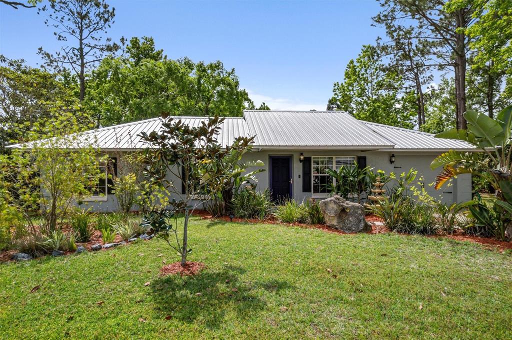 16 POWDER HILL LANE