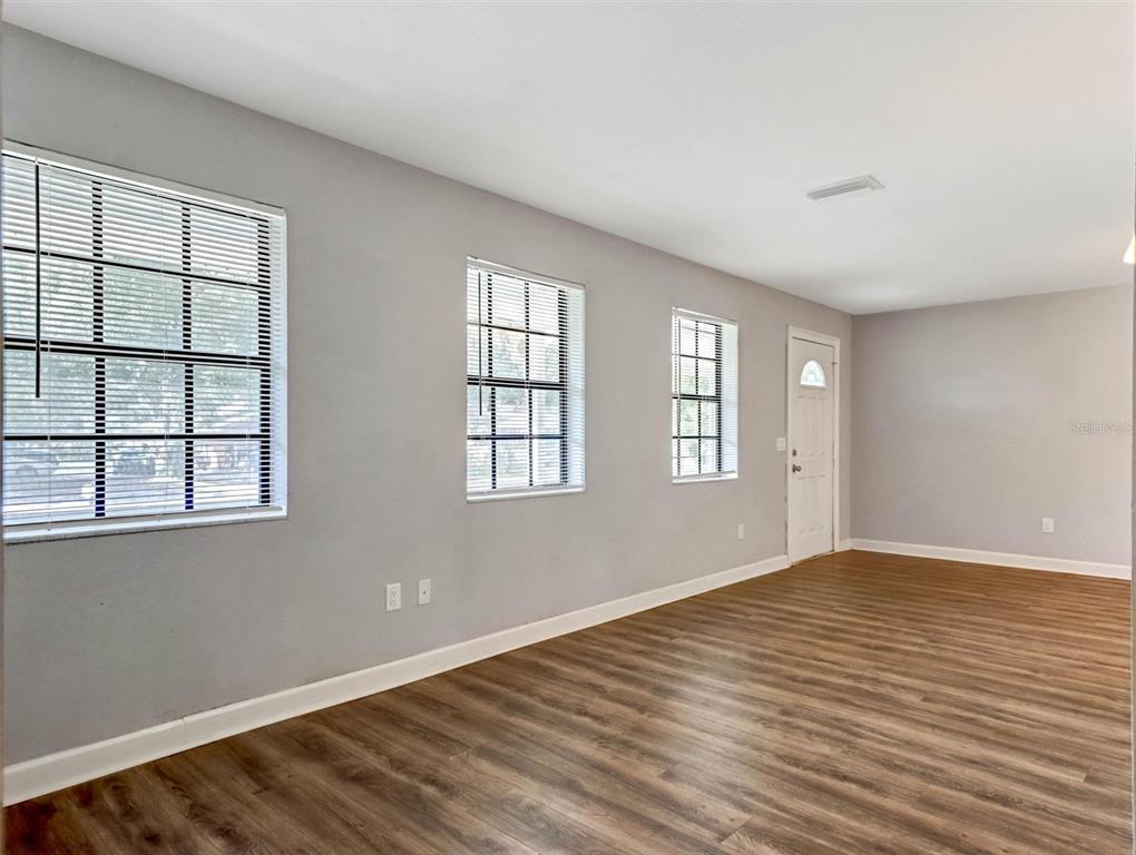 1612 E NORTH BAY STREET, TAMPA, FL — photo 3 of 22