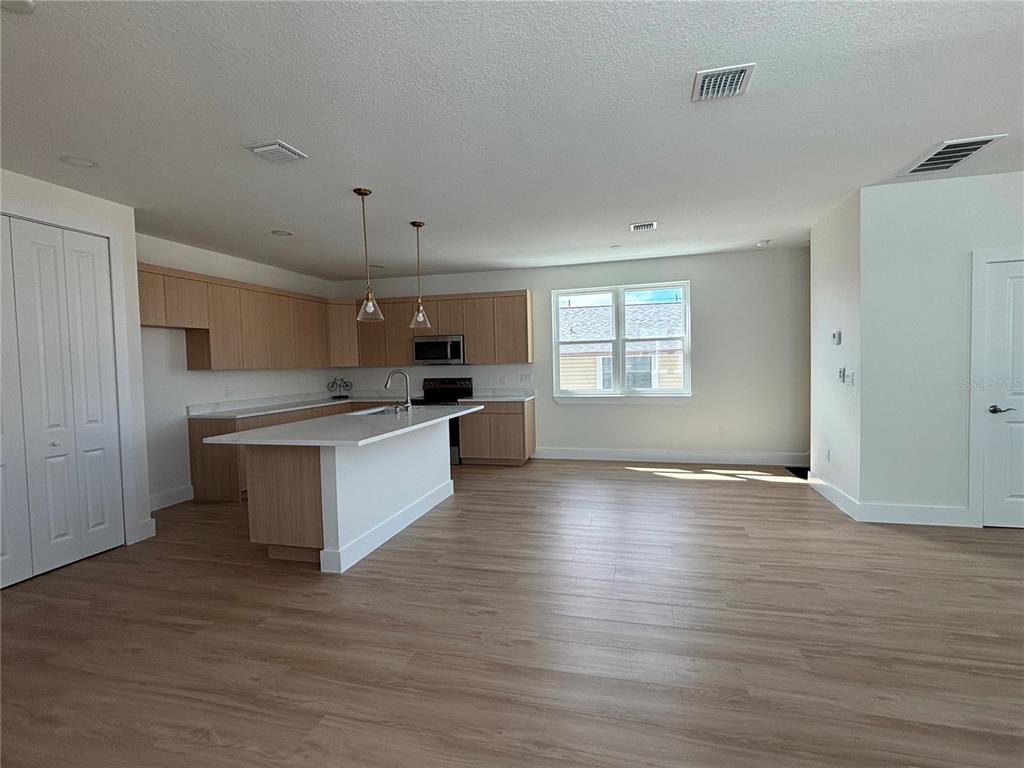 709 GULF BOULEVARD, INDIAN ROCKS BEACH, FL — photo 3 of 27