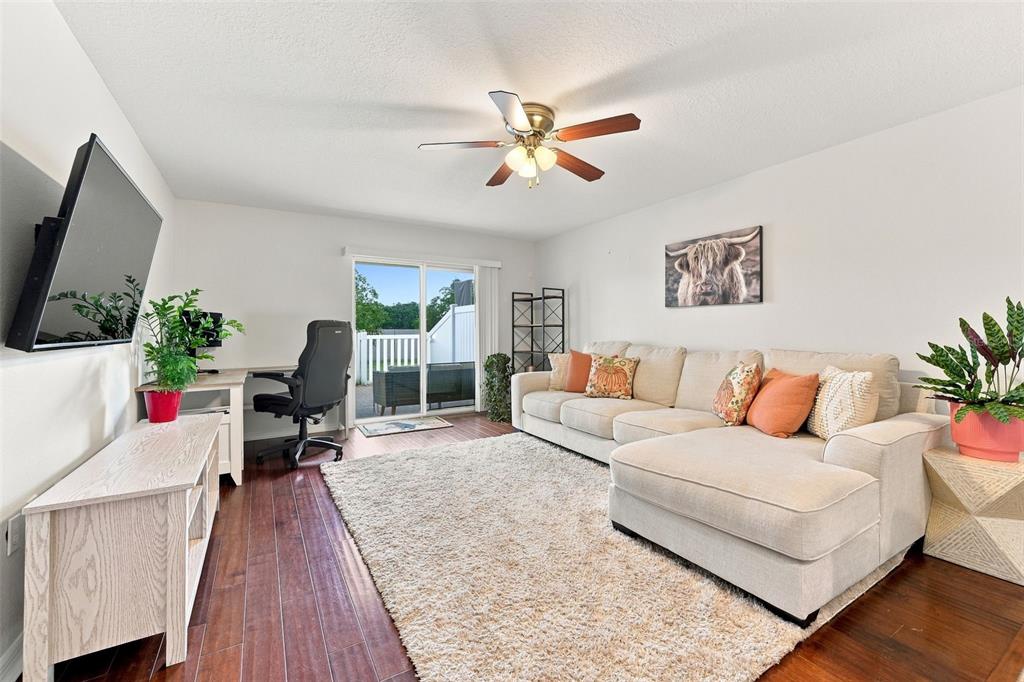 9755 TRUMPET VINE LOOP, NEW PORT RICHEY, FL — photo 4 of 30