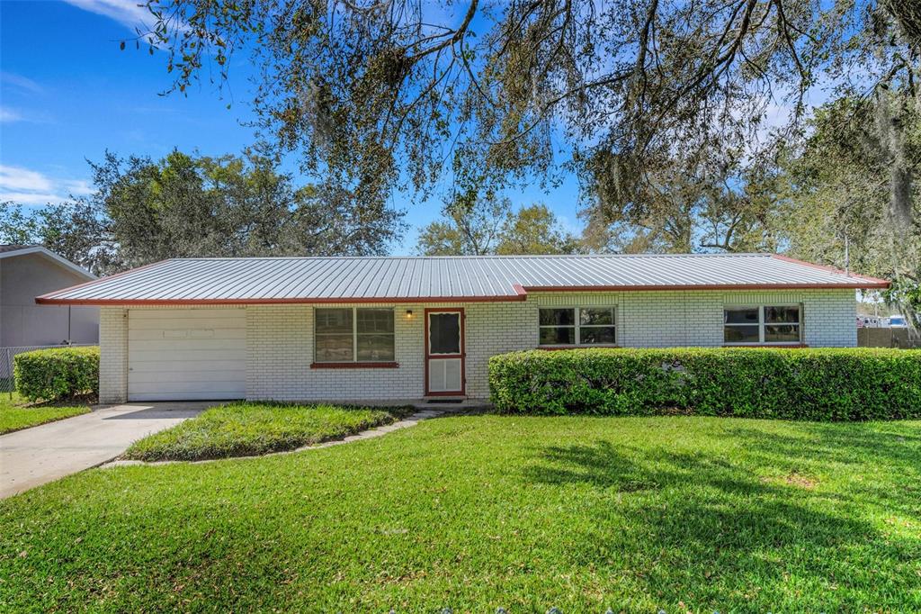 4814 EDMUND COURT