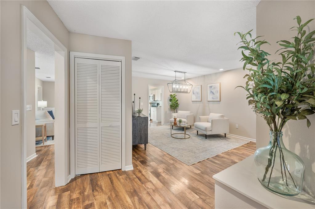 13510 AVISTA DRIVE, TAMPA, FL — photo 3 of 30