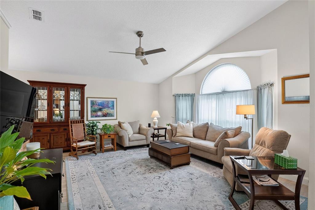 6019 CONDOR DRIVE, LAKELAND, FL — photo 4 of 42