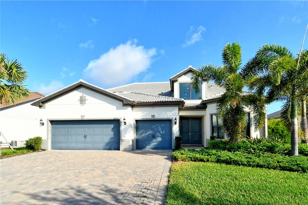 8052 GRANDE SHORES DRIVE