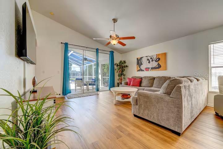 136 TROON CIRCLE, DAVENPORT, FL — photo 3 of 30