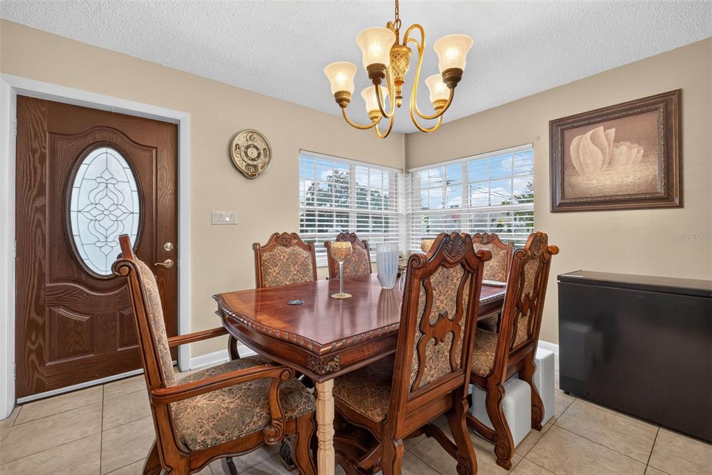 1302 E SLIGH AVENUE, TAMPA, FL — photo 5 of 30