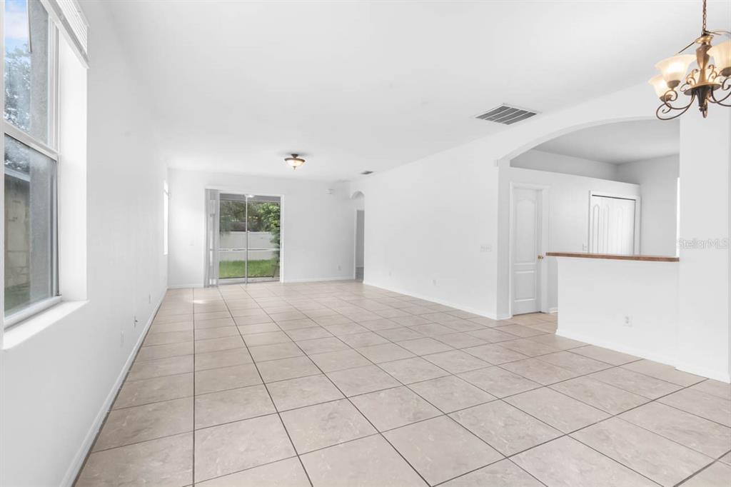10313 AVELAR RIDGE DRIVE, RIVERVIEW, FL — photo 5 of 30
