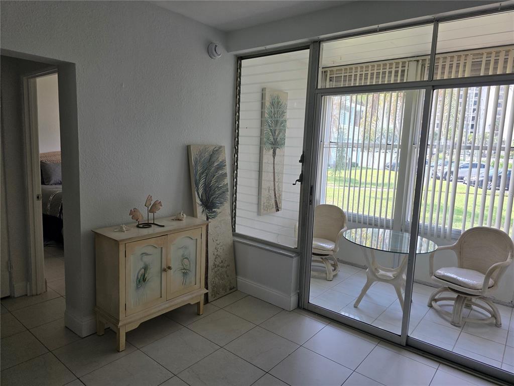 7050 SUNSET WAY UNIT 12, ST PETE BEACH, FL — photo 5 of 27