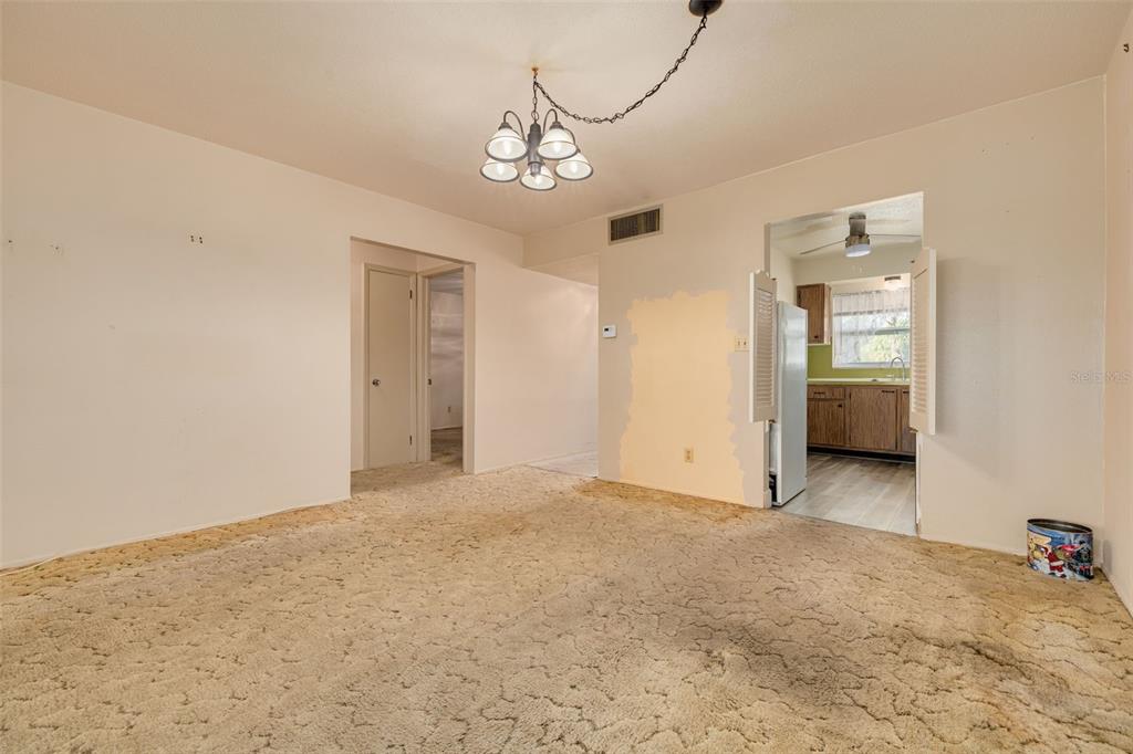 211 PASADENA AVENUE N UNIT 206, ST PETERSBURG, FL — photo 5 of 31