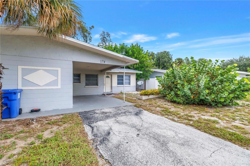 172 38TH AVENUE SE, ST PETERSBURG, FL — photo 3 of 30
