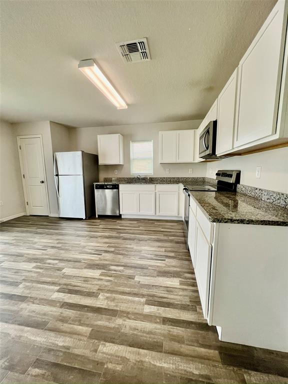 26485 MARY AVENUE, BROOKSVILLE, FL — photo 5 of 24