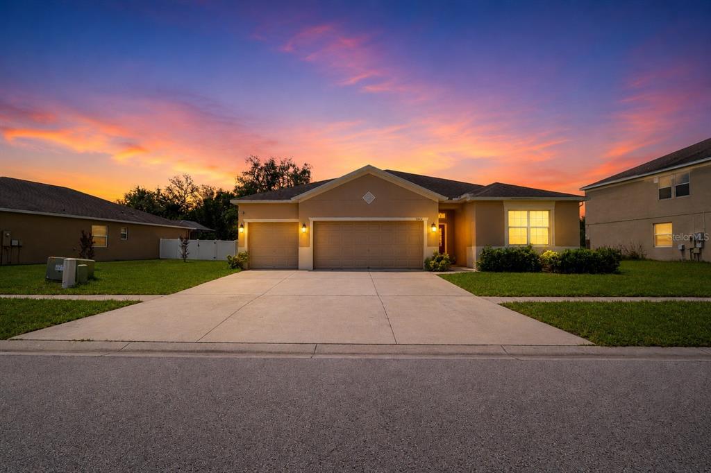 13842 BEE TREE COURT