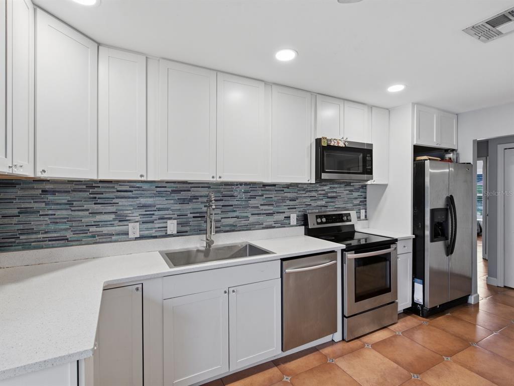 7839 MALLORCA COURT, ORLANDO, FL — photo 5 of 19