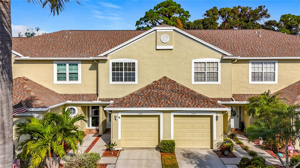 11142 KAPOK GRAND CIRCLE
