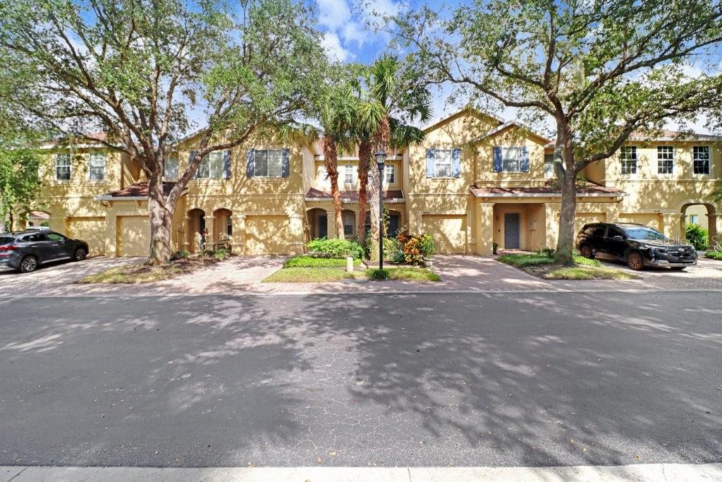 9228 STONE RIVER PLACE, RIVERVIEW, FL — photo 5 of 30