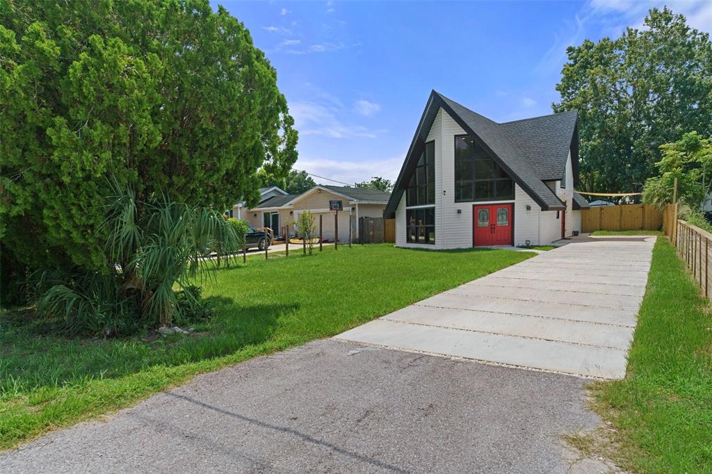 7422 NEW YORK AVENUE, HUDSON, FL — photo 4 of 30